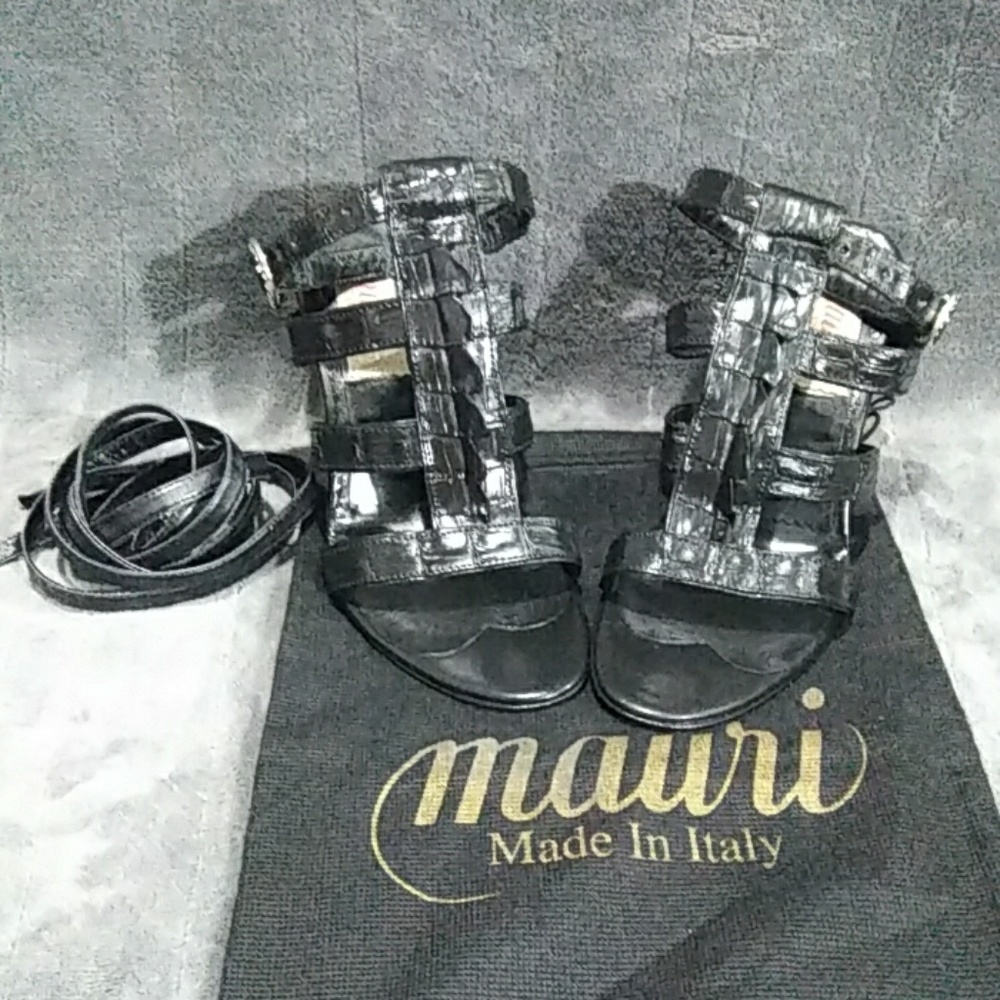 Mauri sandals